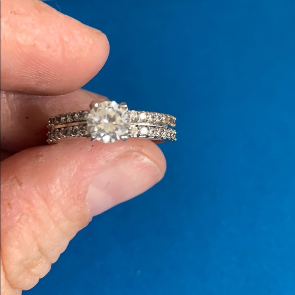 CZ ring - Picture 3 of 3